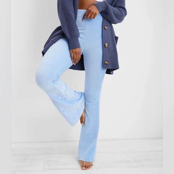 Aerie Groove On Velour Blue Ribbed Flare High Waisted Pants Size Small Womens - Picture 1 of 12